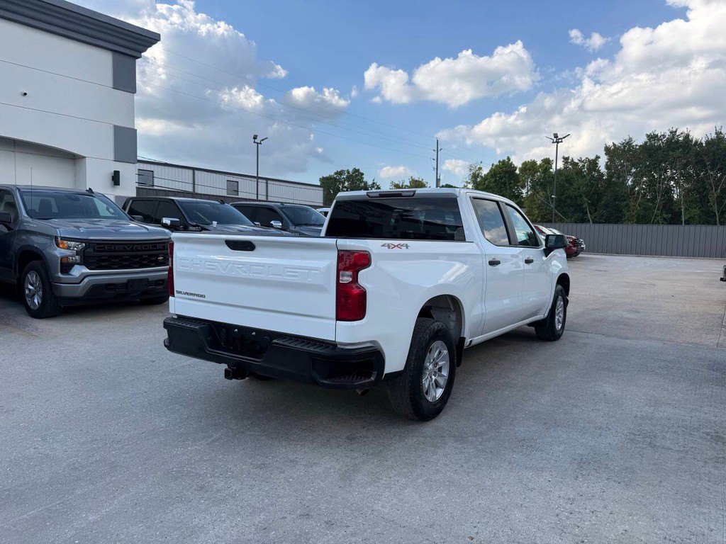 Chevrolet Silverado 1500 Vehicle Full-screen Gallery Image 05