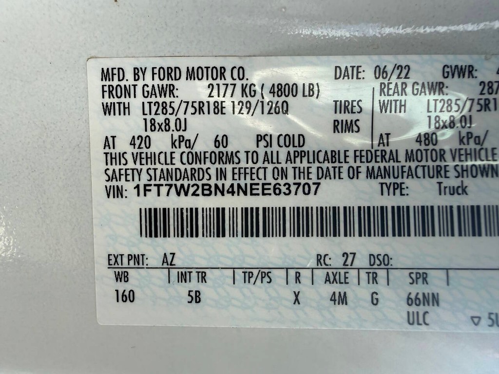 Ford Super Duty F-250 SRW Vehicle Full-screen Gallery Image 35