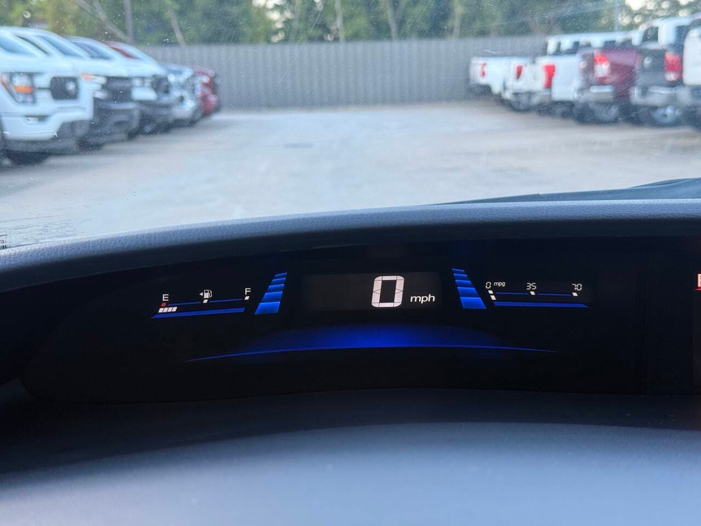Honda Civic Vehicle Full-screen Gallery Image 32