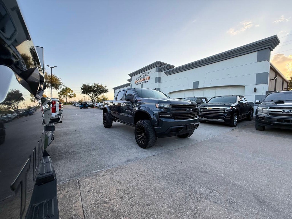 Chevrolet Silverado 1500 Vehicle Full-screen Gallery Image 43