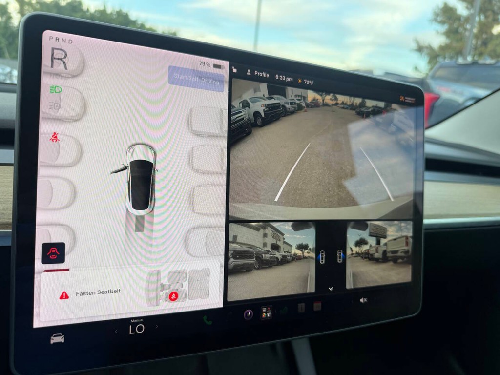Tesla Model 3 Vehicle Full-screen Gallery Image 24