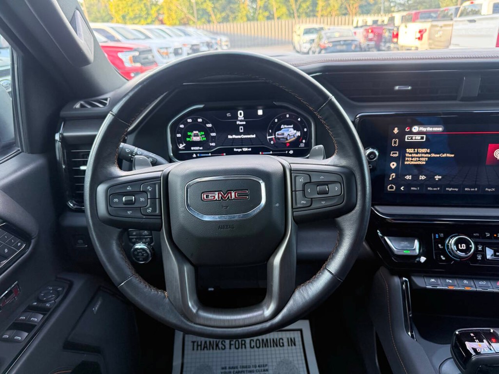 GMC Sierra 1500 Vehicle Full-screen Gallery Image 22