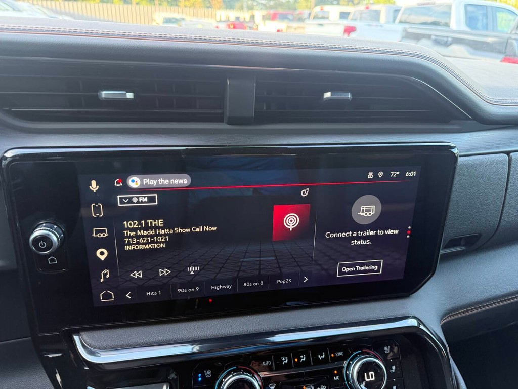 GMC Sierra 1500 Vehicle Full-screen Gallery Image 25