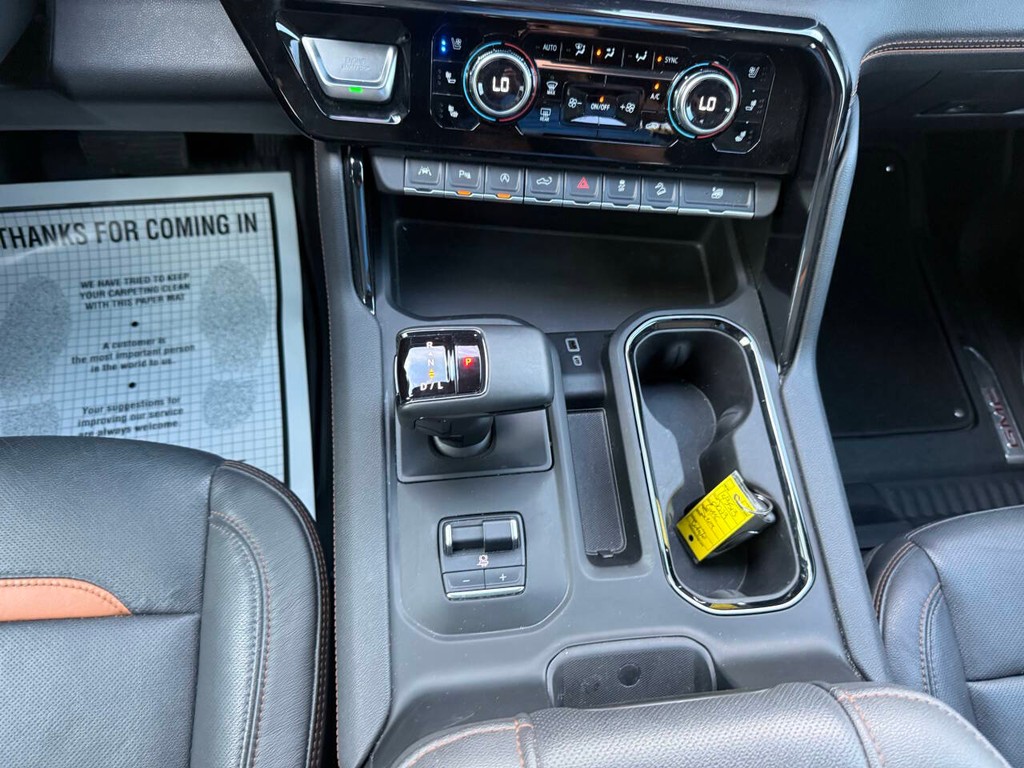 GMC Sierra 1500 Vehicle Full-screen Gallery Image 27