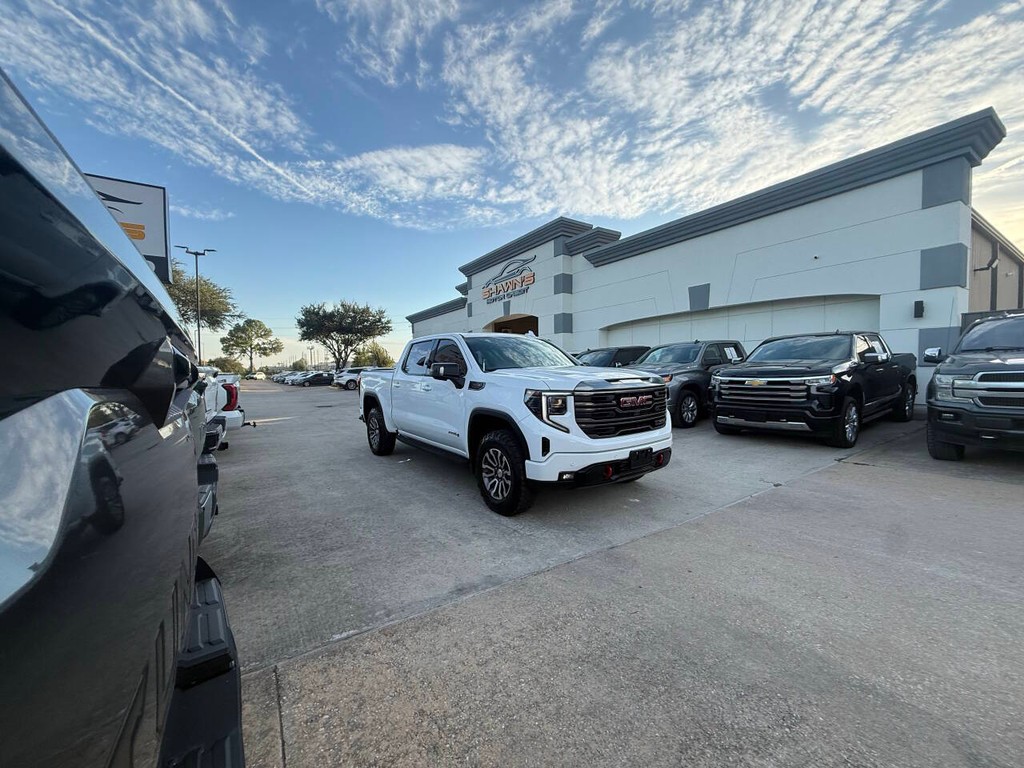 GMC Sierra 1500 Vehicle Full-screen Gallery Image 43