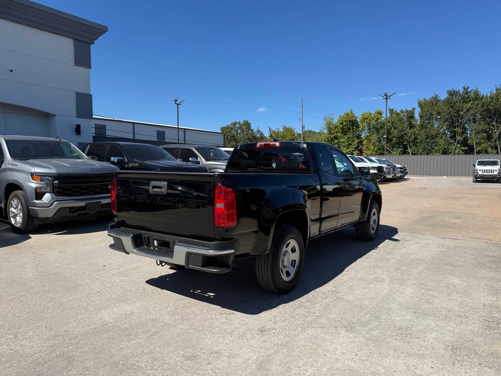 Chevrolet Colorado Vehicle Full-screen Gallery Image 05