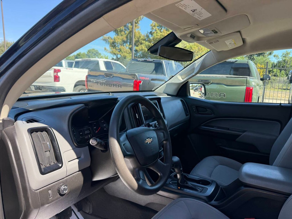 Chevrolet Colorado Vehicle Full-screen Gallery Image 06