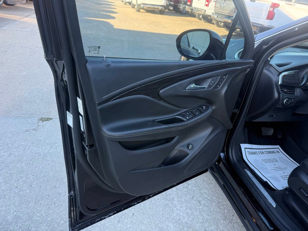 Buick Envision Vehicle Full-screen Gallery Image 08