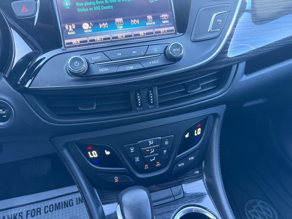 Buick Envision Vehicle Full-screen Gallery Image 28