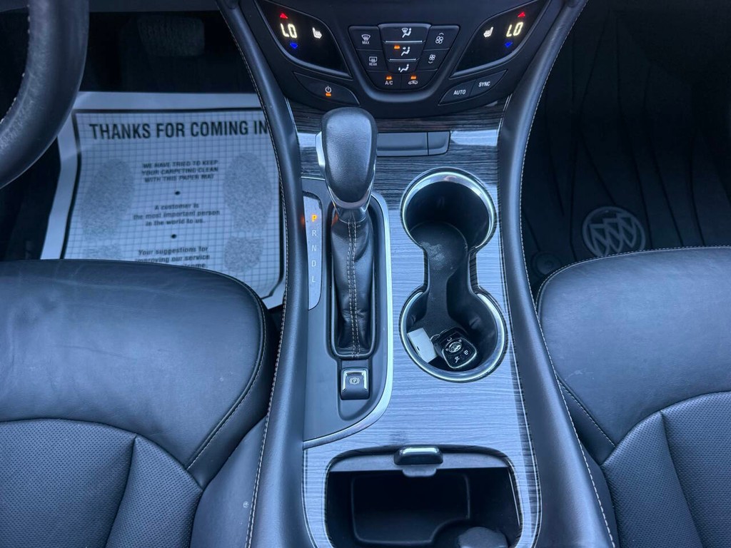 Buick Envision Vehicle Full-screen Gallery Image 29