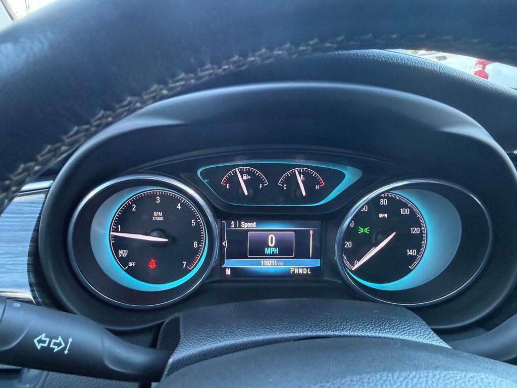 Buick Envision Vehicle Full-screen Gallery Image 30