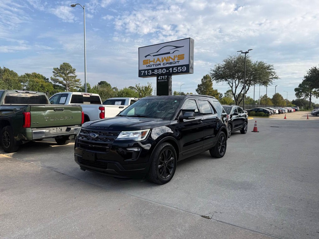 Ford Explorer Vehicle Full-screen Gallery Image 44