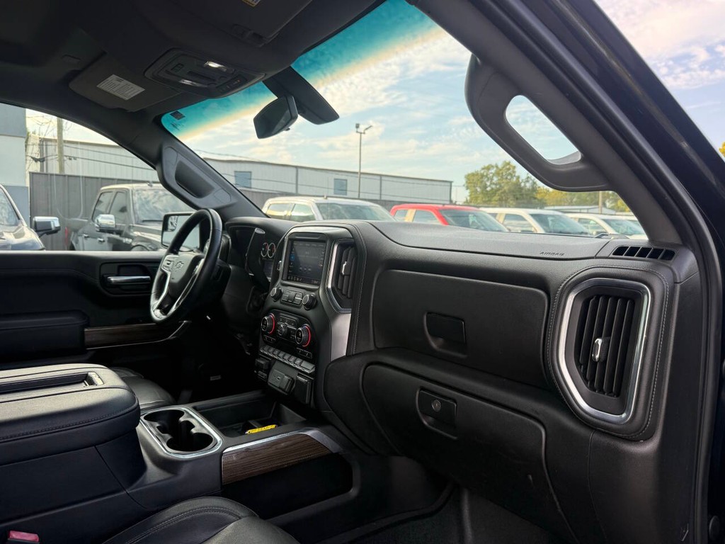 Chevrolet Silverado 1500 Vehicle Full-screen Gallery Image 09