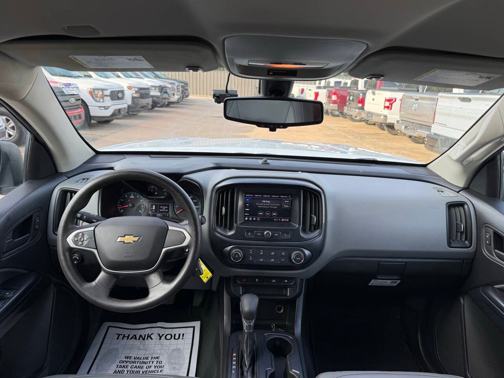 Chevrolet Colorado Vehicle Full-screen Gallery Image 17
