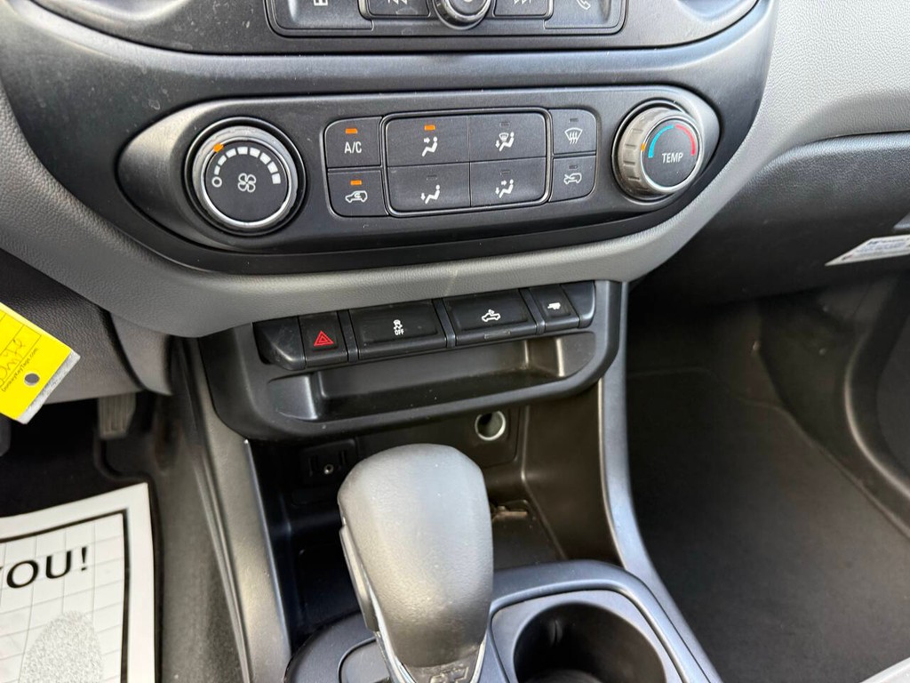 Chevrolet Colorado Vehicle Full-screen Gallery Image 28
