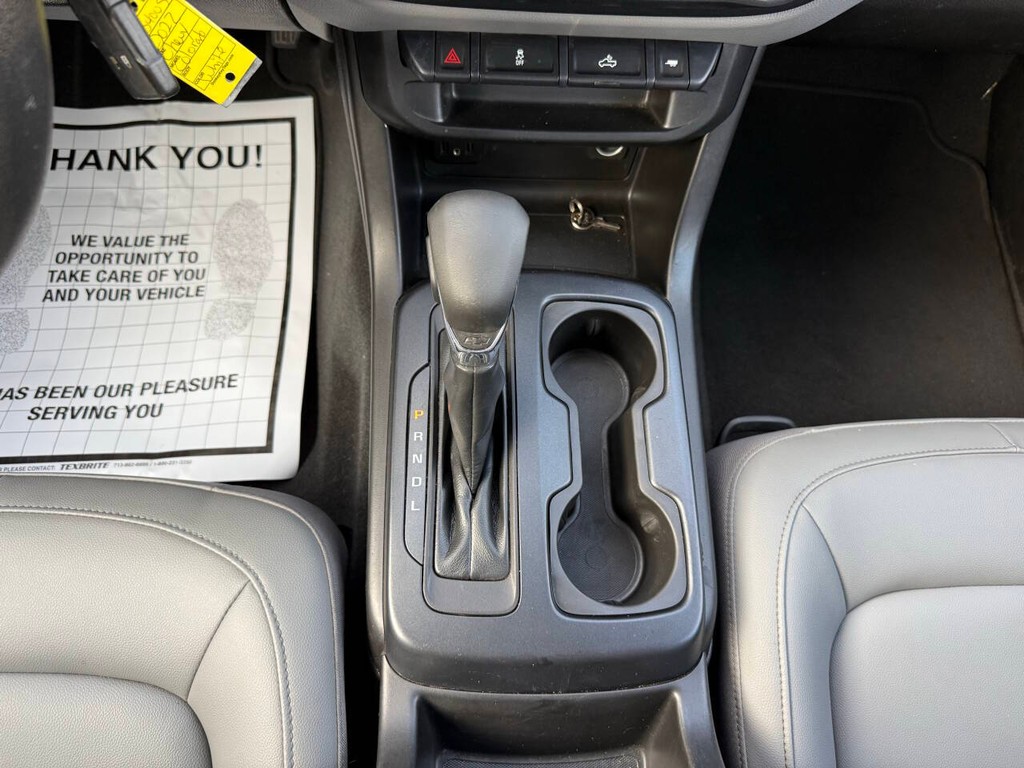 Chevrolet Colorado Vehicle Full-screen Gallery Image 29
