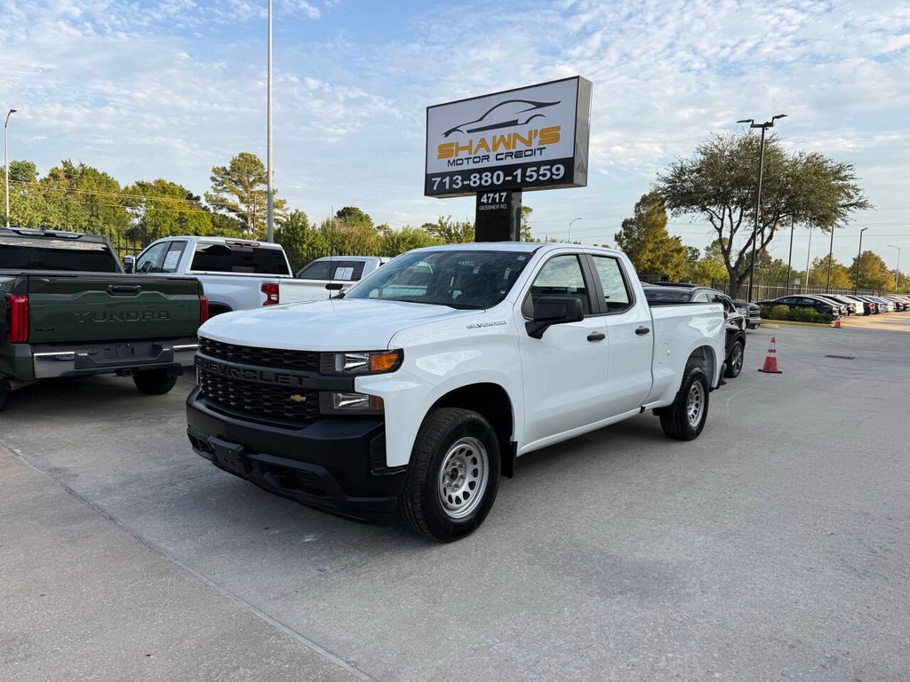 Chevrolet Silverado 1500 Vehicle Full-screen Gallery Image 03