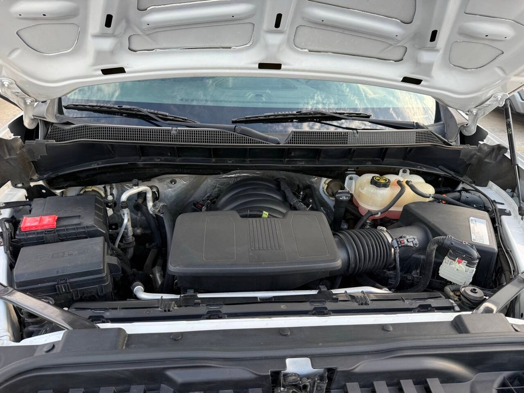 Chevrolet Silverado 1500 Vehicle Full-screen Gallery Image 34
