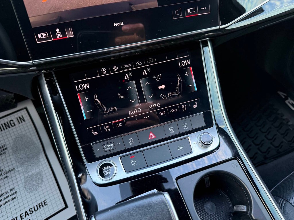 Audi Q7 Vehicle Full-screen Gallery Image 29