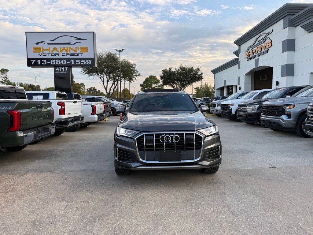 Audi Q7 Vehicle Full-screen Gallery Image 45