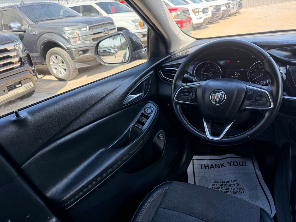 Buick Encore GX Vehicle Full-screen Gallery Image 19