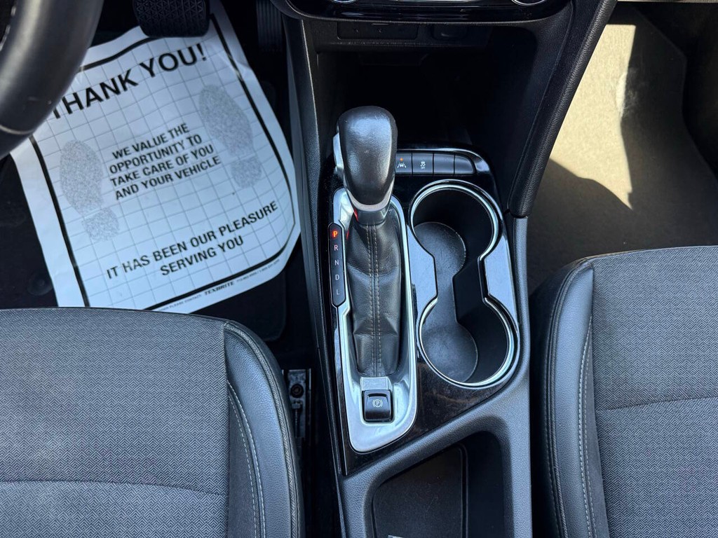 Buick Encore GX Vehicle Full-screen Gallery Image 29