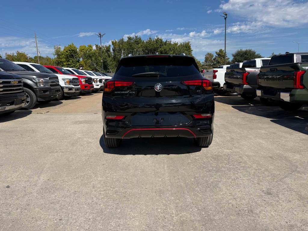 Buick Encore GX Vehicle Full-screen Gallery Image 38