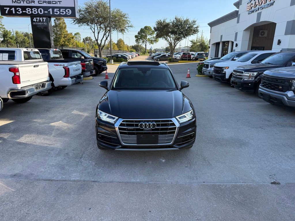 Audi Q5 Vehicle Full-screen Gallery Image 40
