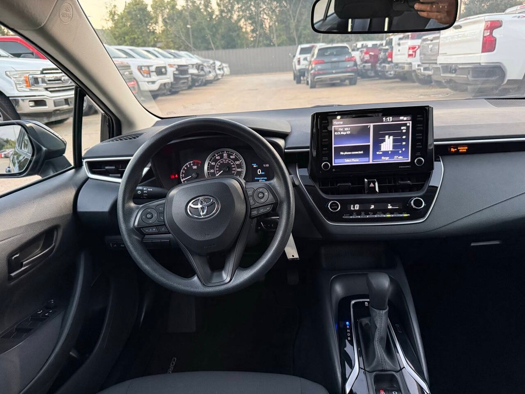 Toyota Corolla Vehicle Full-screen Gallery Image 21