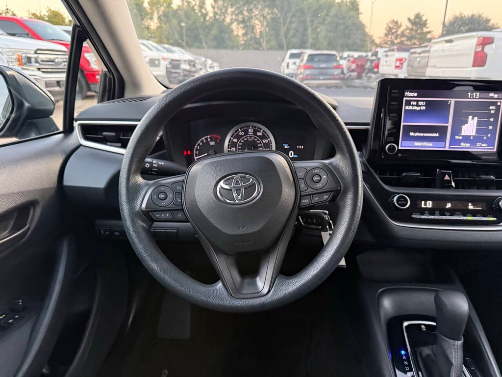 Toyota Corolla Vehicle Full-screen Gallery Image 22