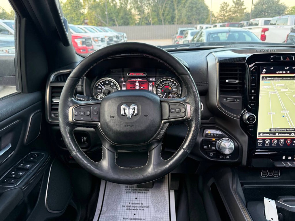 Ram 1500 Vehicle Full-screen Gallery Image 22