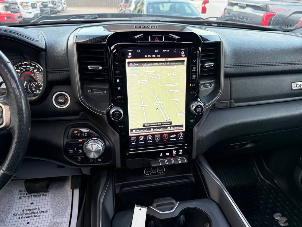 Ram 1500 Vehicle Full-screen Gallery Image 23