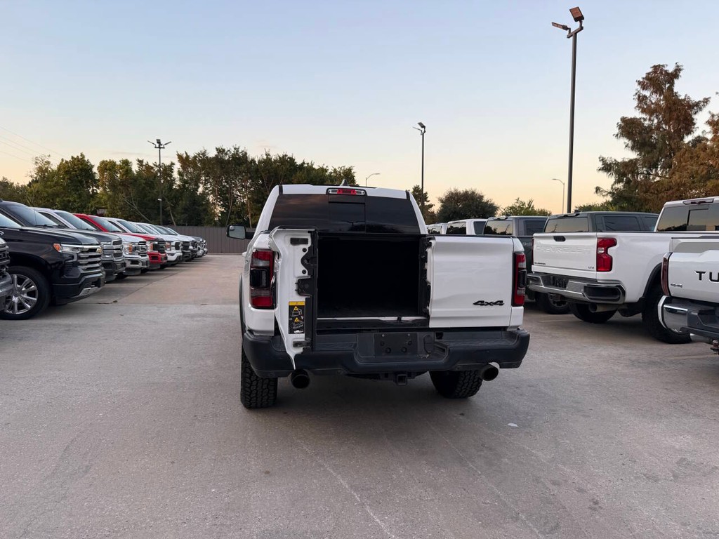 Ram 1500 Vehicle Full-screen Gallery Image 42