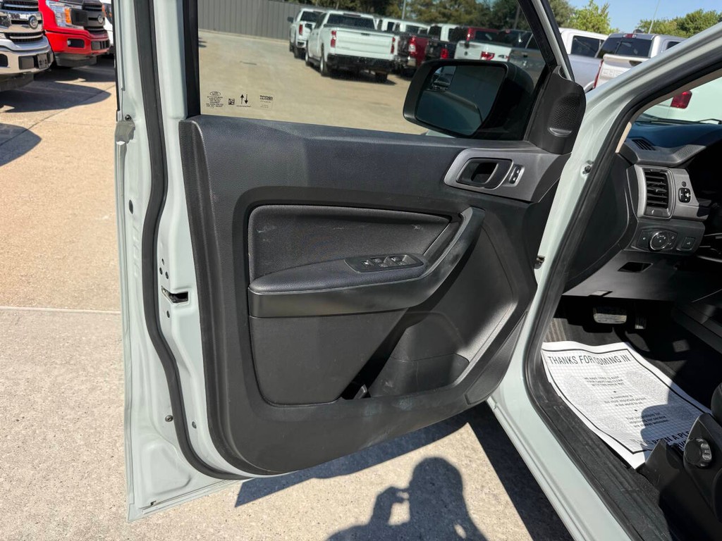 Ford Ranger Vehicle Full-screen Gallery Image 08