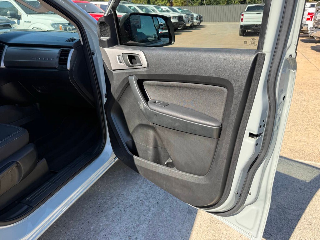 Ford Ranger Vehicle Full-screen Gallery Image 11