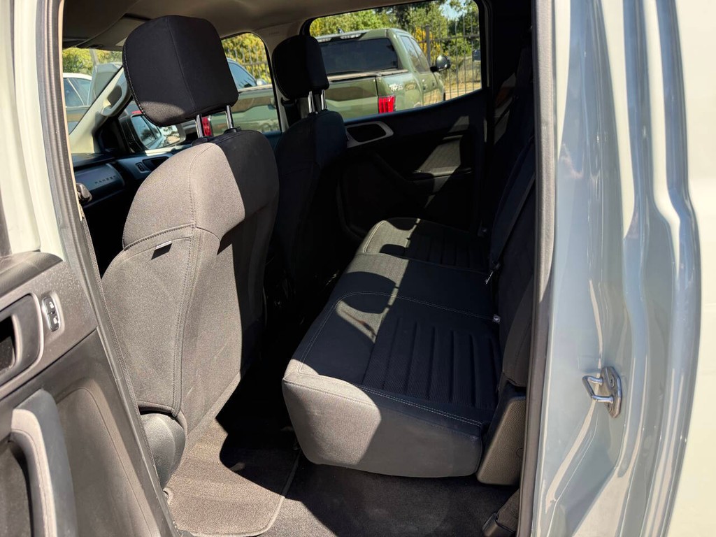 Ford Ranger Vehicle Full-screen Gallery Image 13
