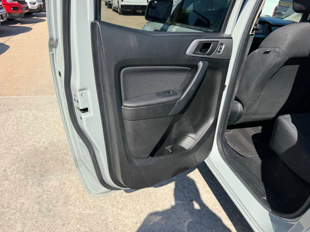 Ford Ranger Vehicle Full-screen Gallery Image 14