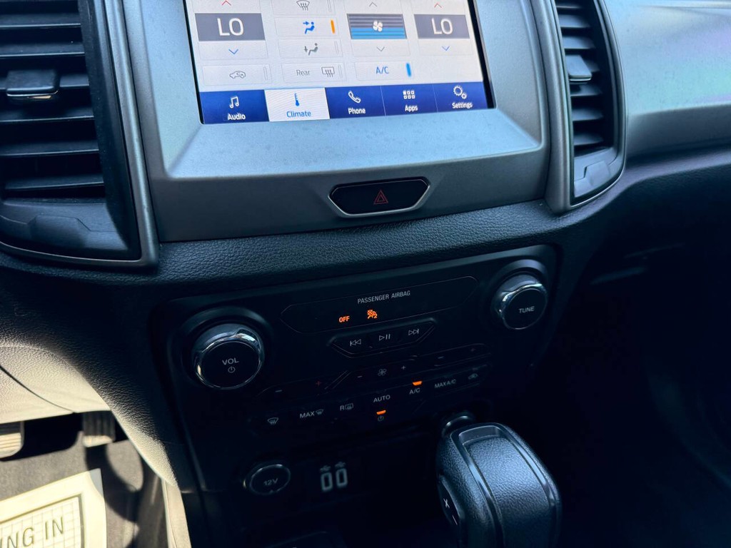 Ford Ranger Vehicle Full-screen Gallery Image 25
