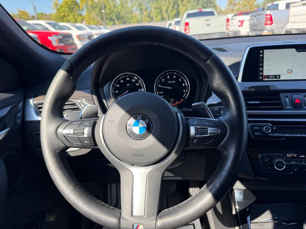 BMW X2 Vehicle Full-screen Gallery Image 23