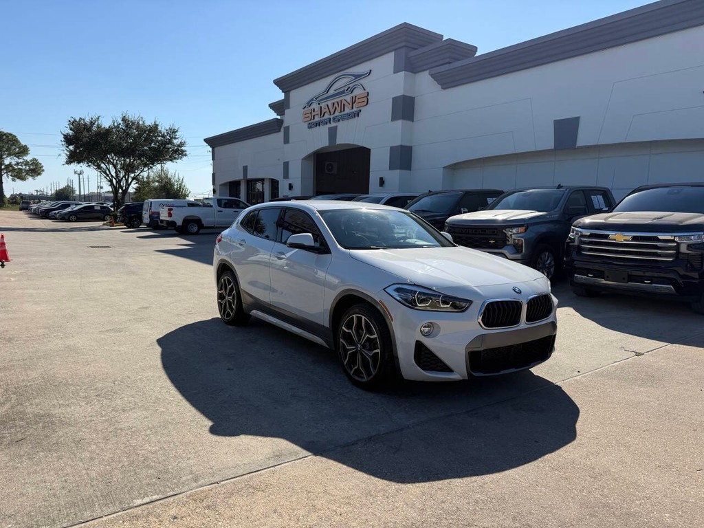BMW X2 Vehicle Full-screen Gallery Image 42
