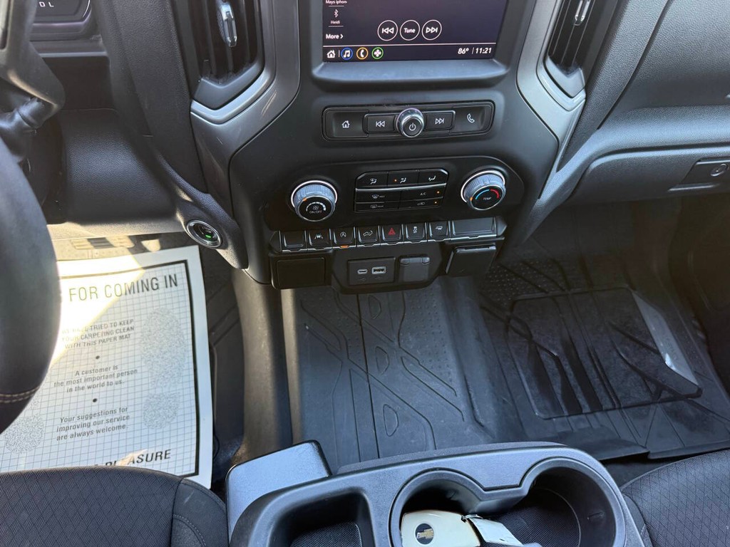Chevrolet Silverado 1500 Vehicle Full-screen Gallery Image 29