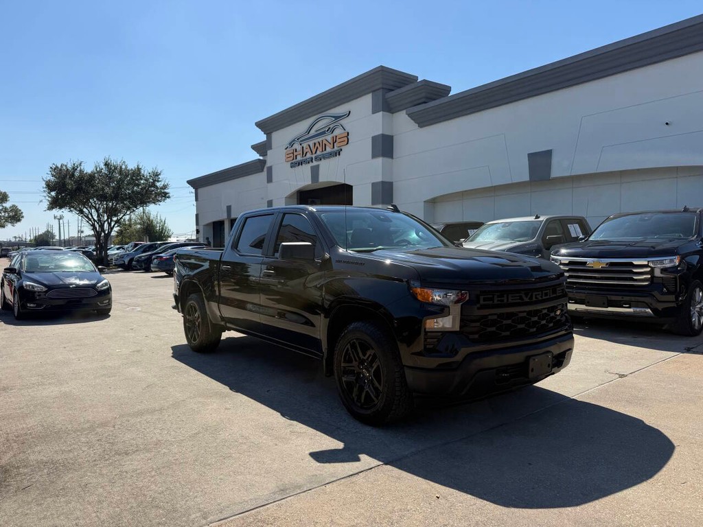 Chevrolet Silverado 1500 Vehicle Full-screen Gallery Image 40
