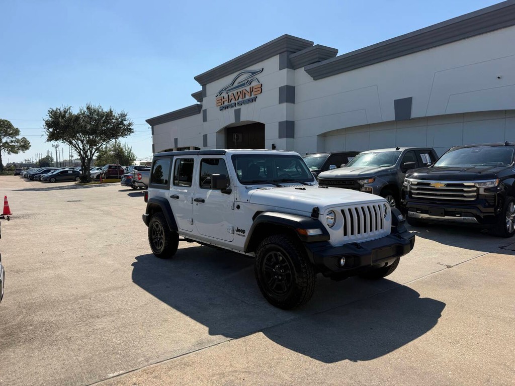Jeep Wrangler Vehicle Full-screen Gallery Image 02