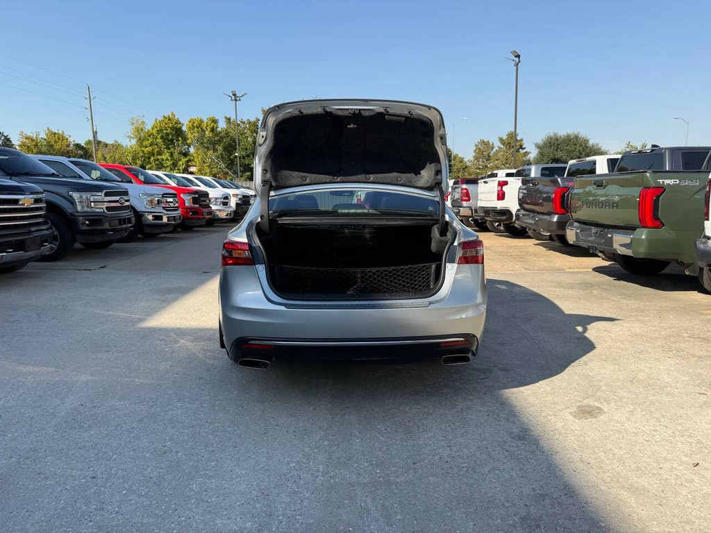 Toyota Avalon Vehicle Full-screen Gallery Image 35