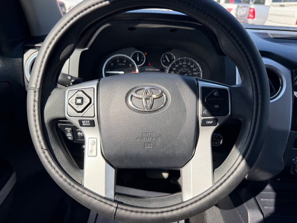 Toyota Tundra 2WD Vehicle Full-screen Gallery Image 23