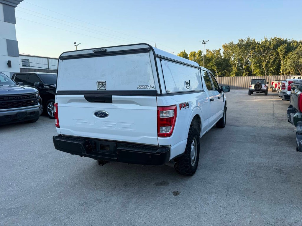 Ford F-150 Vehicle Full-screen Gallery Image 05