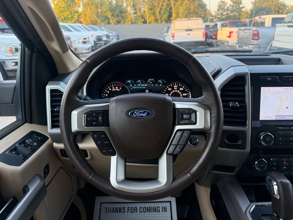 Ford F-150 Vehicle Full-screen Gallery Image 22