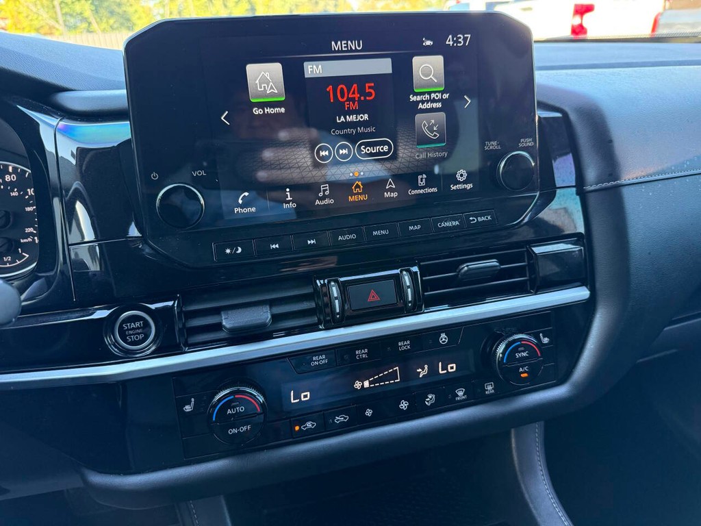 Nissan Pathfinder Vehicle Full-screen Gallery Image 28