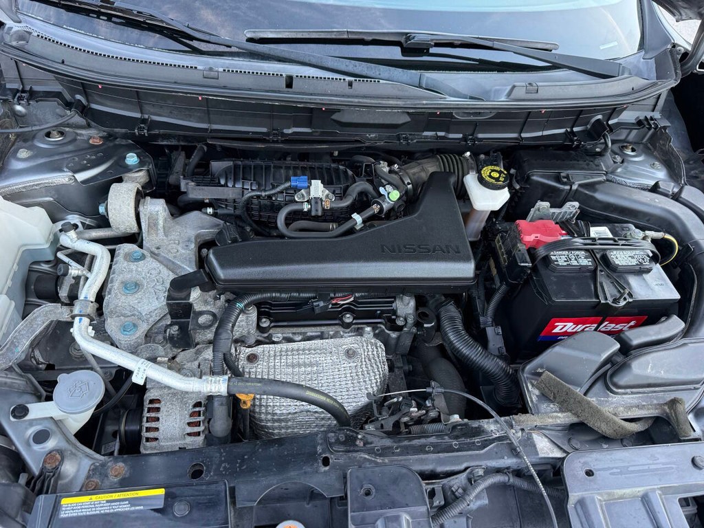 Nissan Rogue Vehicle Full-screen Gallery Image 33