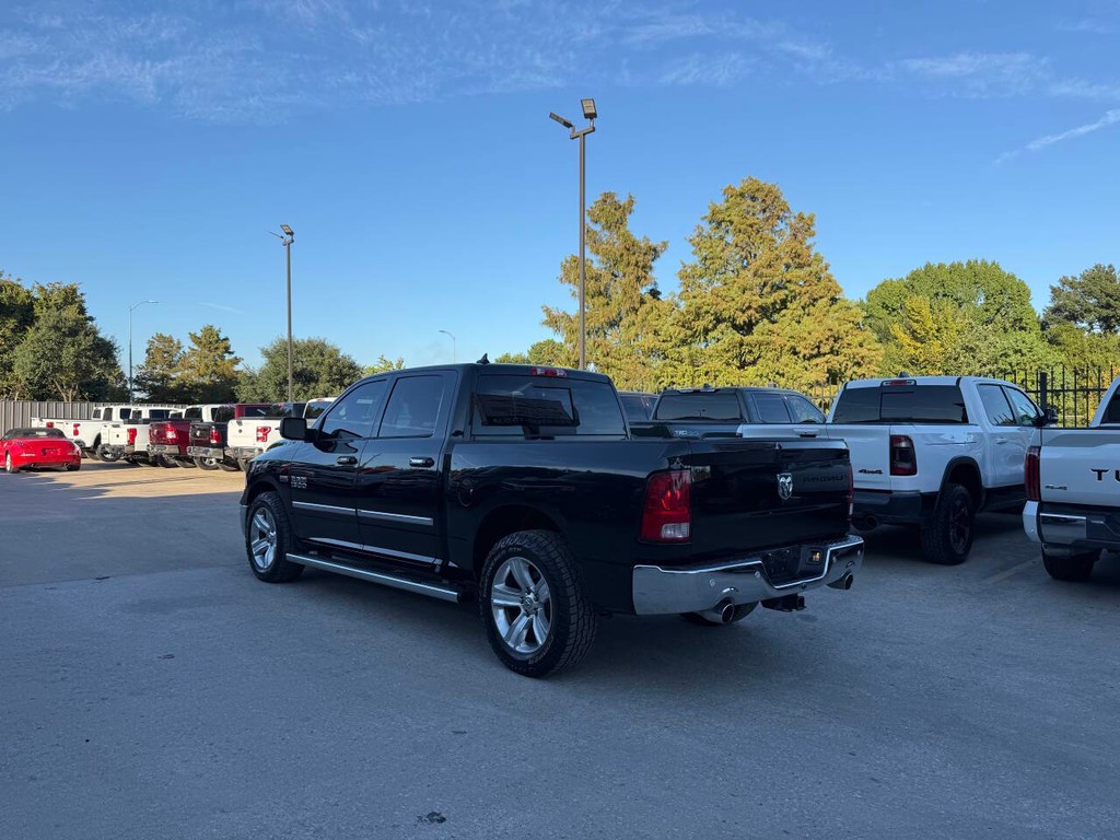 Ram 1500 Vehicle Full-screen Gallery Image 04